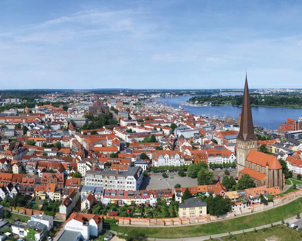 Rostock & Warnemünde: Hanseatische Tradition trifft idyllisches Urlaubsparadies