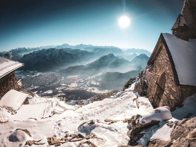 Schnee, Spaß und Sole: Winterglück in Bad Reichenhall entdecken!